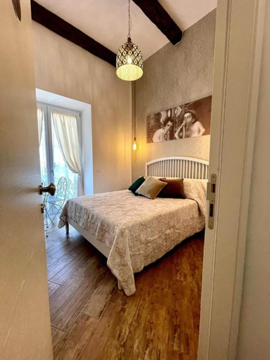 Bedroom 4, GRANORO B&B, Napoli