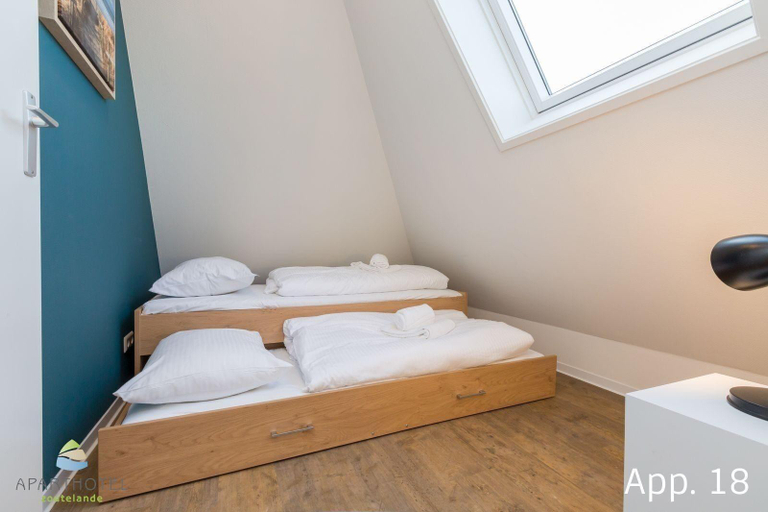 Bedroom 2, Luxe 6-pers. app. (huisdier toegestaan), Veere