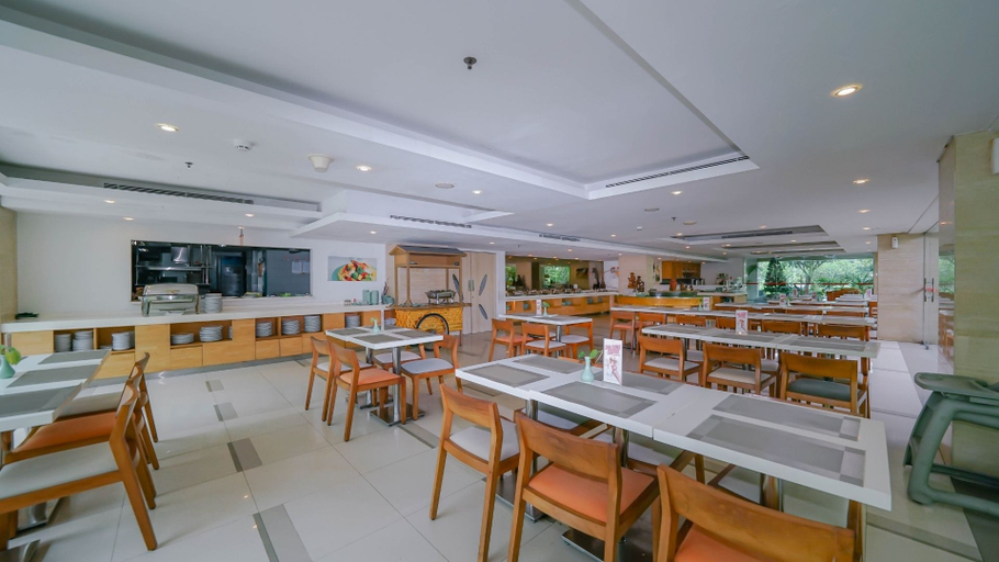 Food & Drinks 5, Kuta Galleria Hotel, Badung