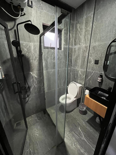 Bathroom 5, Kali Code Home, Yogyakarta