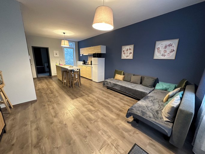 Room 5, Au 167 Maison de Ville, Liège