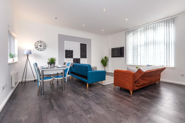 Others 4, Charles Alexander Short Stay - South Pier Apartments, Blackpool
