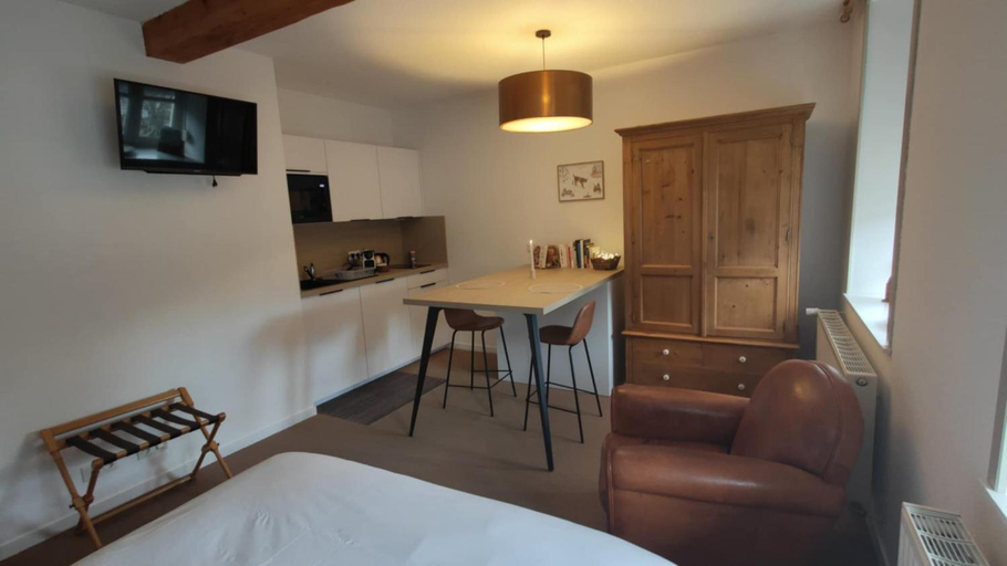 Bedroom 3, Lodge Hotel Les Rousses, Jura