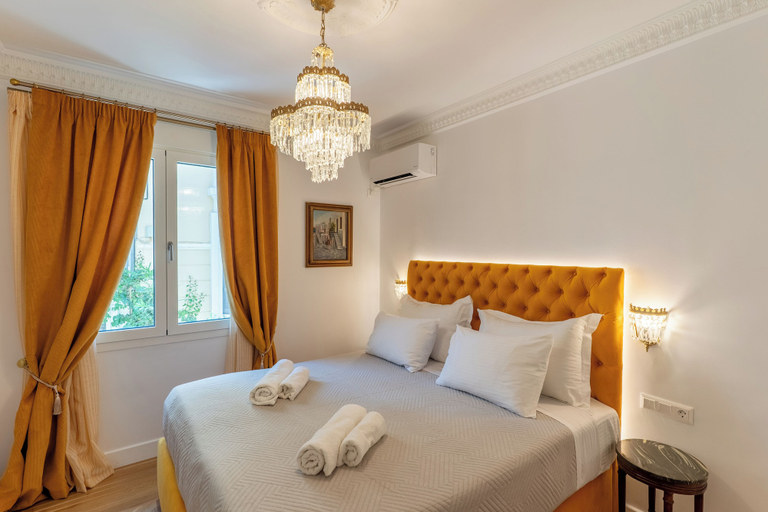 Room 4, Athens Plaka Acropolis Suites, Attica