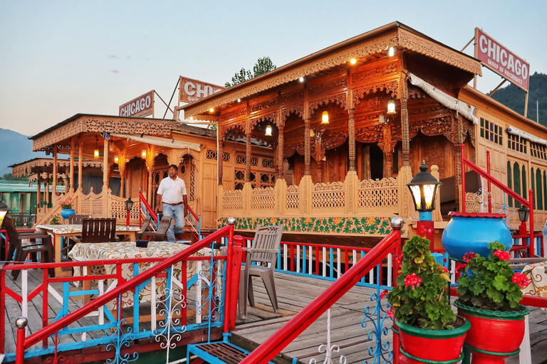 Exterior & Views 2, Chicago Houseboats, Srinagar