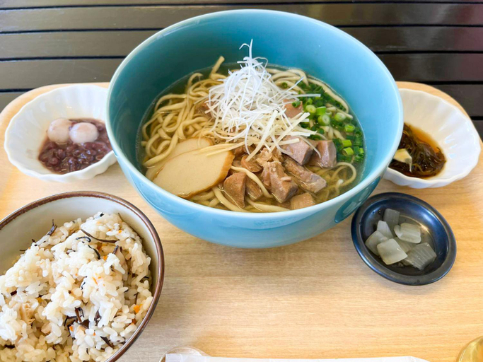 Food & Drinks 5, Tokashiku Marine Villege, Tokashiki