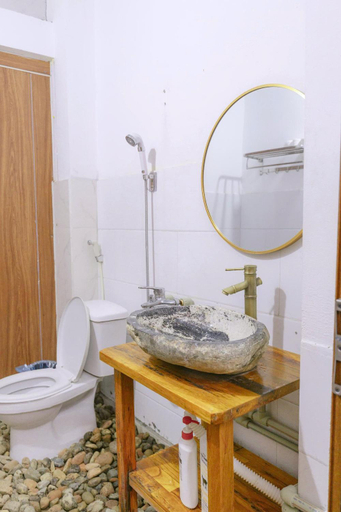 Bathroom 3, AKa HOMESTAY, Yên Minh