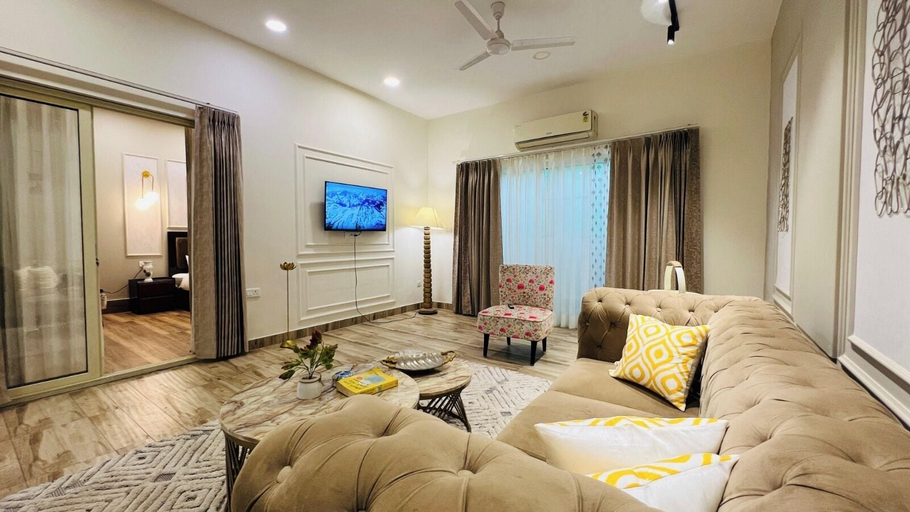 Room 1, Open Sky Rooftop Stay, Gurgaon