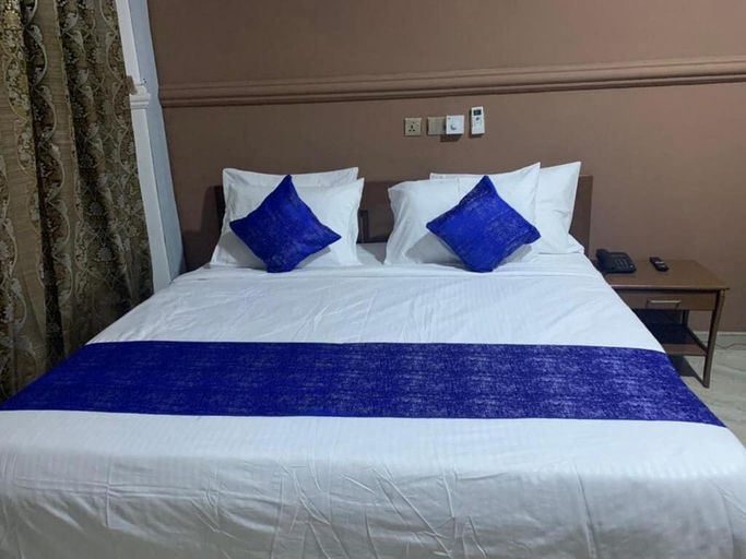 Room 3, Sannak Hotel, Sunyani