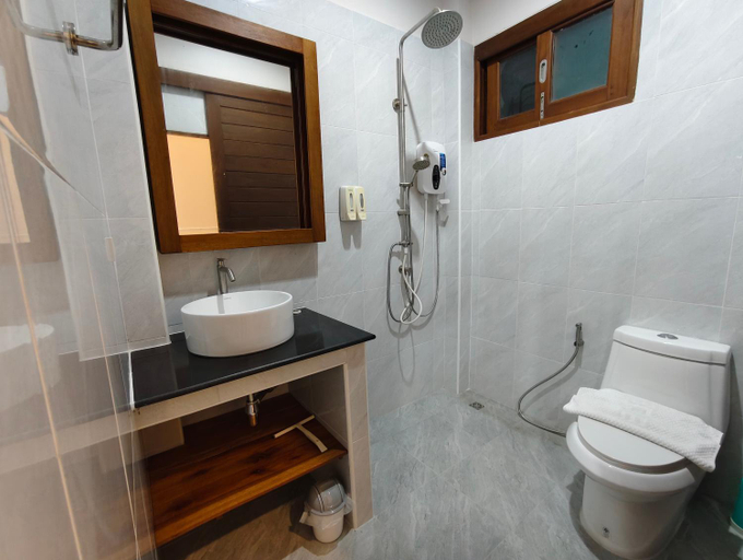 Bathroom 3, Le Grand bleu Hotel, Ko Phangan