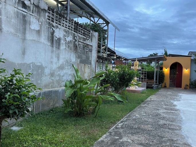 Exterior & Views 2, Baan Ma Feung Guest House, Muang Kanchanaburi