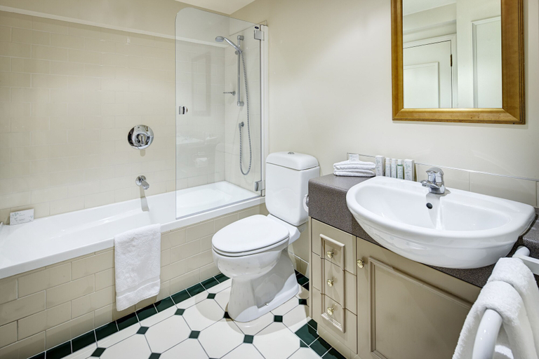 Bathroom 4, Adina Heritage Christchurch, Christchurch