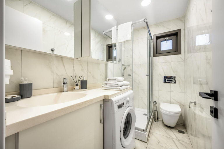 Bathroom 5, Konak Ciragan Residence, Beşiktaş