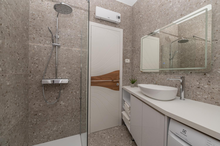 Bathroom, Villa Hillson, Makarska