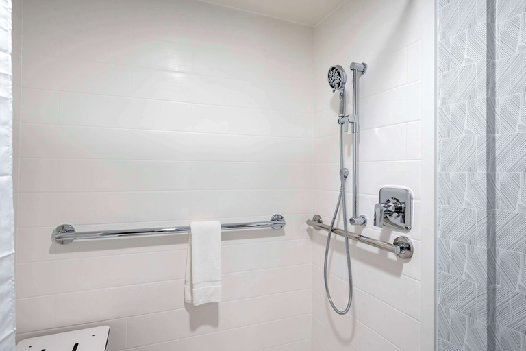 Bathroom 4, Aiden by Best Western Flagstaff, Coconino