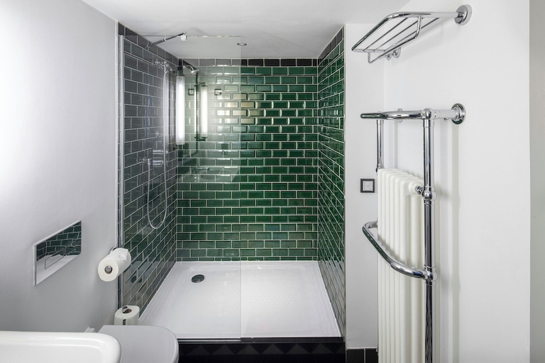 Bathroom 3, The Edinburgh Grand, Edinburgh