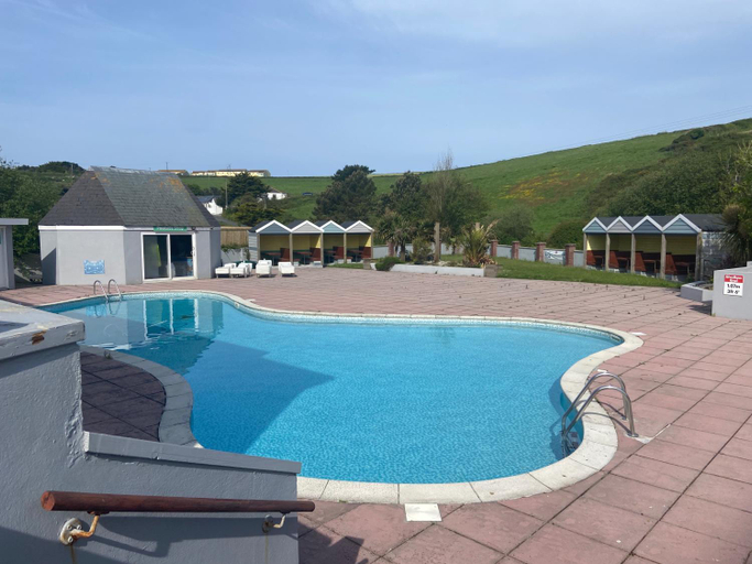 Newquay bay caravan 3bed sleeps 6, Cornwall