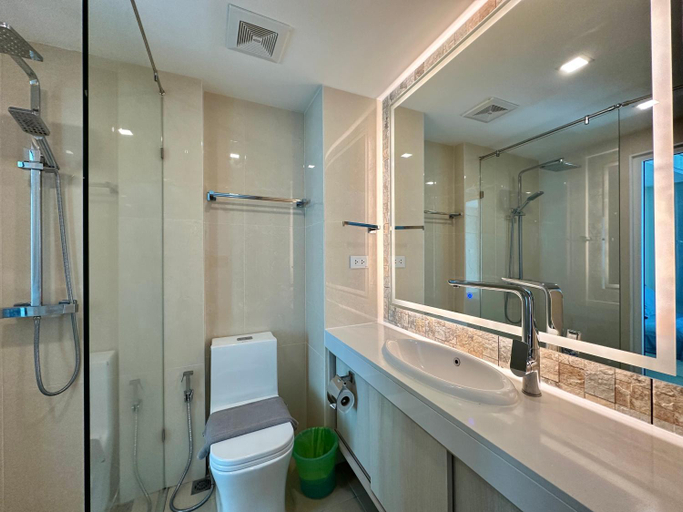 Bathroom 5, Olympus City Garden Premier Condominium Pattaya, Pattaya