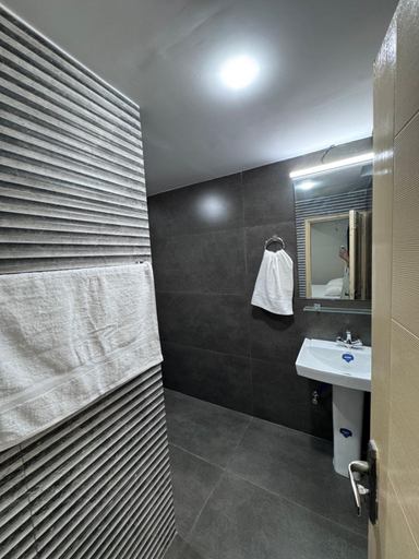 Bathroom 3, Morbex Inn Hotel, Islamabad