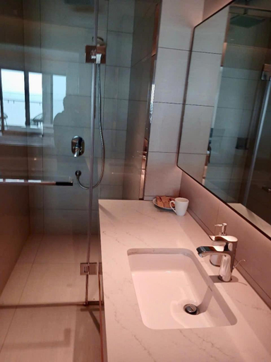 Bathroom 3, A La Carte Ha Long Homestay view Bien, Hạ Long