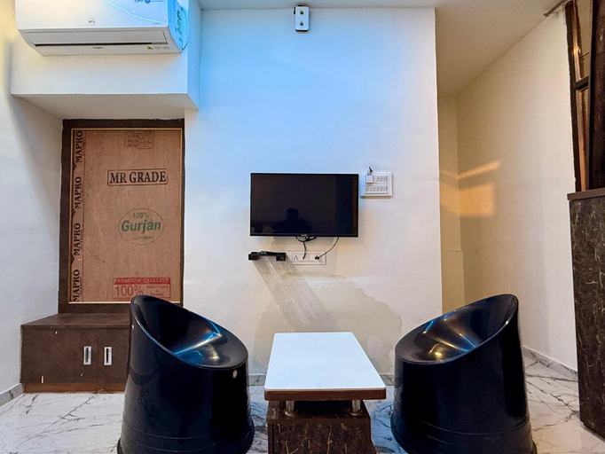 Bedroom 4, Hotel White Palace, Rajkot