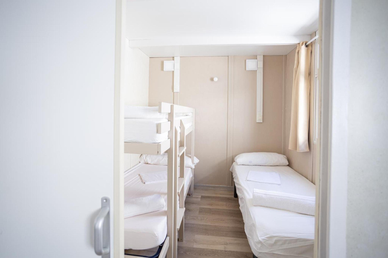 Bedroom 3, Complejo Turistico Camping Los Escullos, Almería
