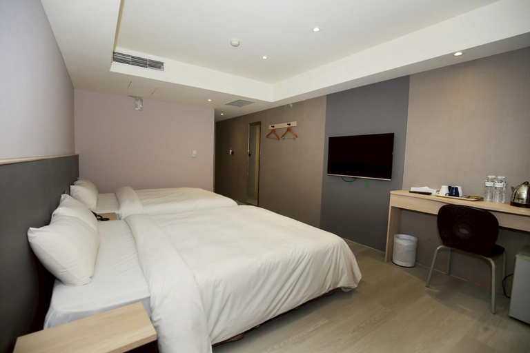 Bedroom 2, Tai Shin Hotel, Yulin