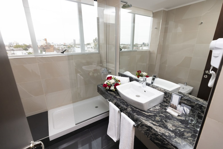 Bathroom, Amerian Rafaela Hotel, Castellanos