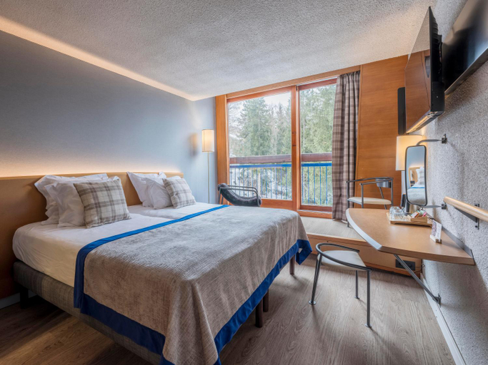 Bedroom 3, Hotel du Golf, Savoie