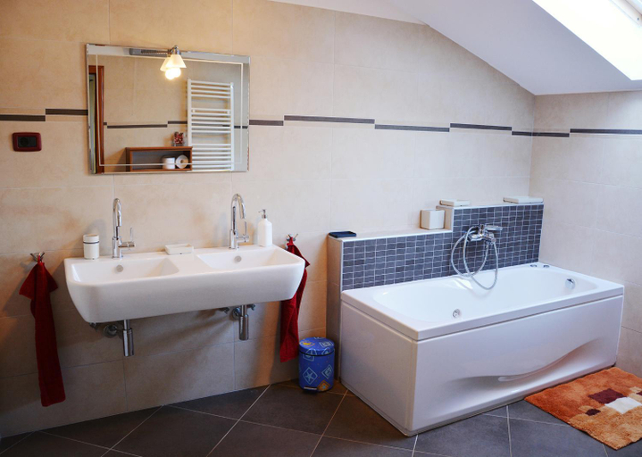 Others 2, Villa Gardena with private pool, Ližnjan