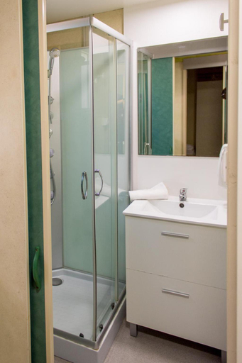 Bathroom 4, Complejo Turistico Camping Los Escullos, Almería