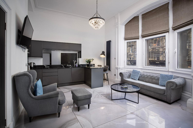 Others 3, Luxury 2BR Apartment On Royal Mile, Edinburgh