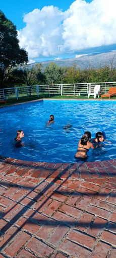 Others 3, Hotel del Alto, San Alberto