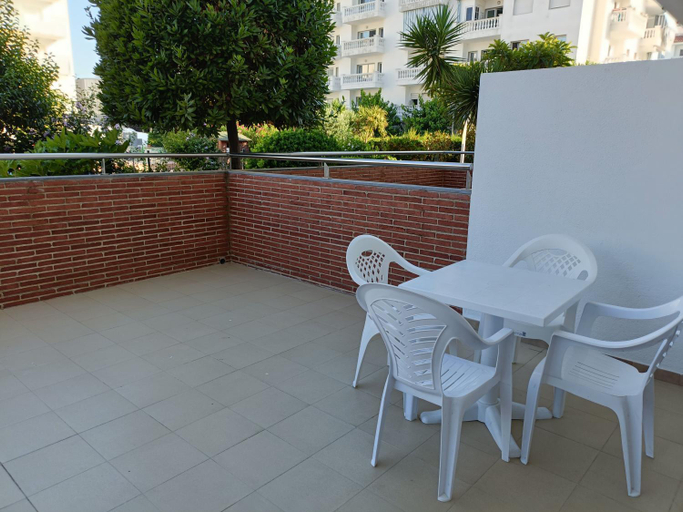 Others 5, APCOSTAS Els Pins Lotus, Girona