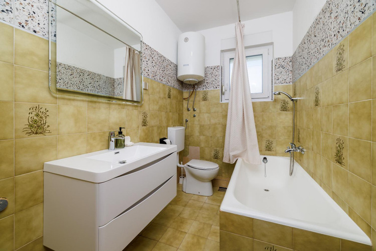 Bathroom 4, Sea View, Crikvenica