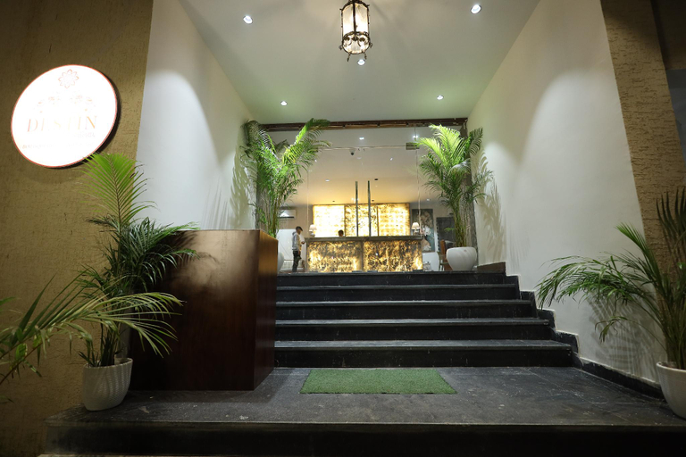 Entrance 5, Hotel Destin, Gwalior