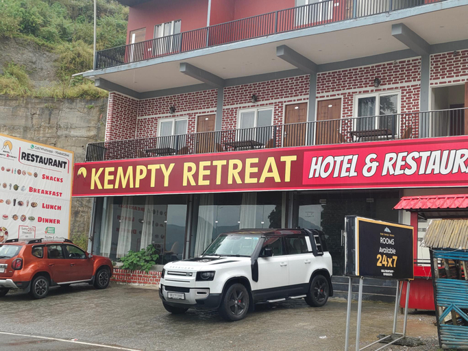 Exterior & Views 2, Hotel Kempty Retreat, Dehradun