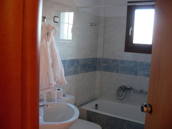 Bathroom 4, Kyma Hotel, North Aegean