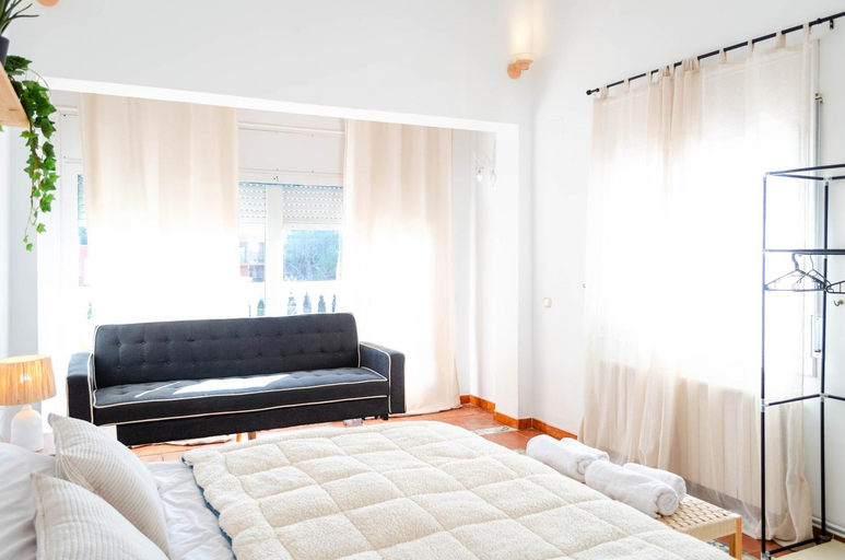 Bedroom 3, El Riu del Cel, Girona