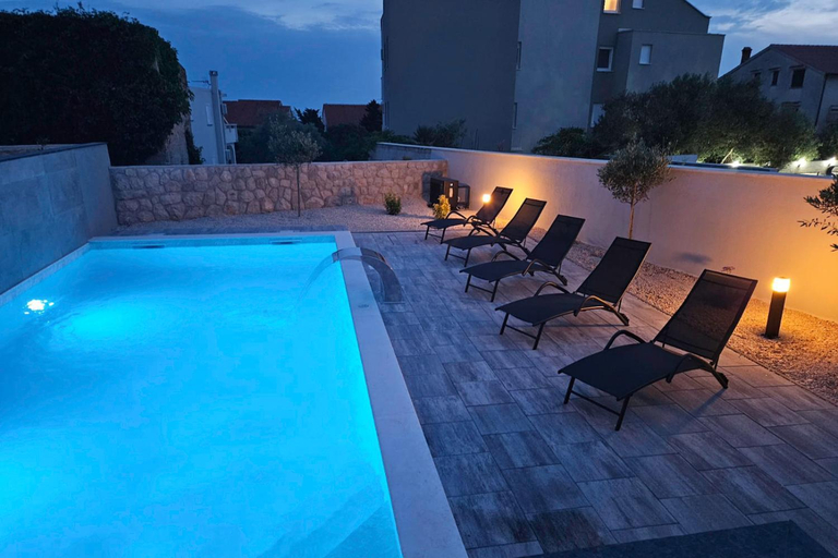 Others 5, Apartments Niks, Novalja