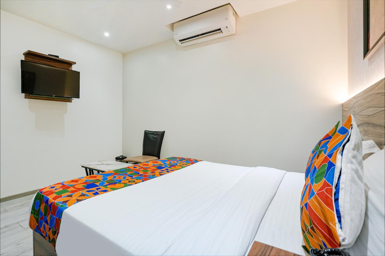Shared lounge/TV area 3, THE DREAM RESIDENCY, Mumbai Suburban