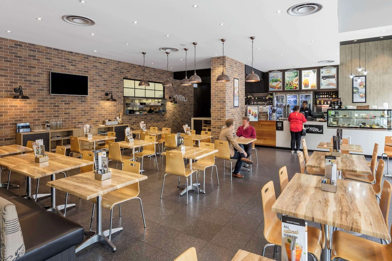 Food & Drinks 5, Oaks Embassy Adelaide Suites, Adelaide
