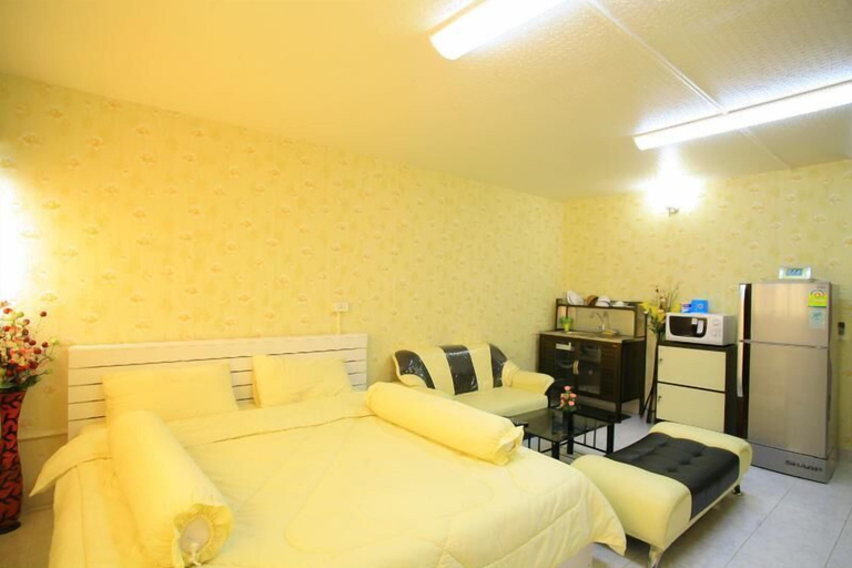 Bedroom 3, Deluxe at Popular Condo, Pak Kret
