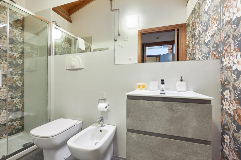 Bathroom 3, Residence "Professor's nest" - Verona Apartments, Verona
