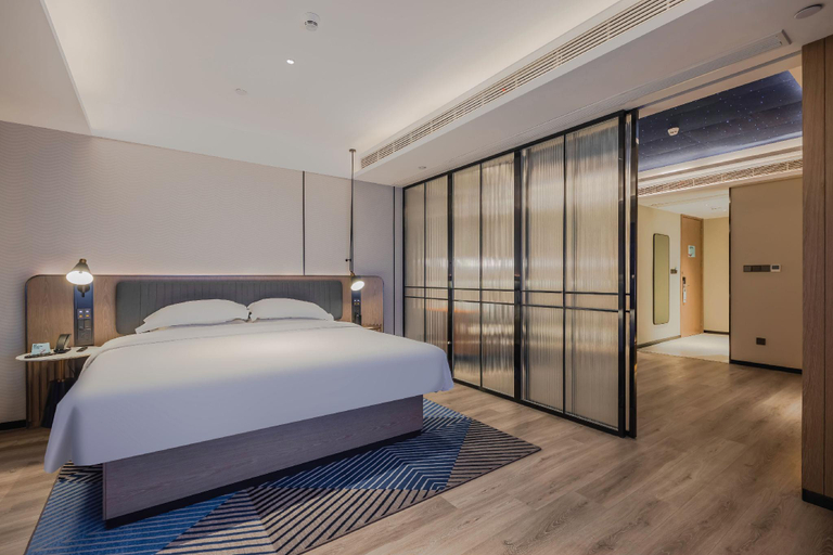 Bedroom 2, Echarm Hotel Nantong Chongchuan Wanda Longxin Plaza, Nantong