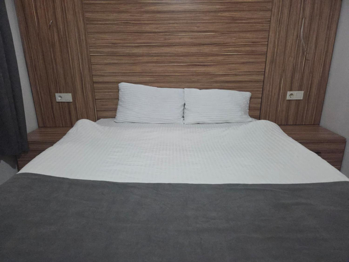 Bedroom 2, Royal Ezel Hotel, Antalya