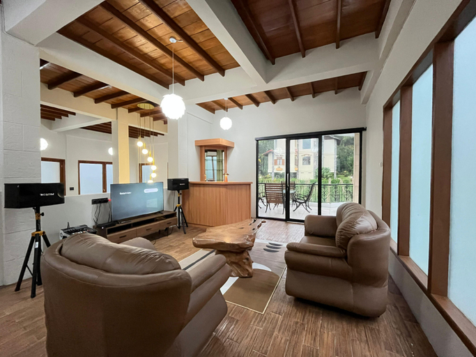 Others 2, Alina Villa 6BR with Private Pool, Bandung