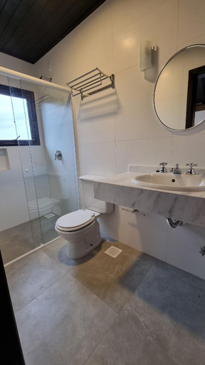 Bathroom 3, Refugio do Cacupe, Florianopolis