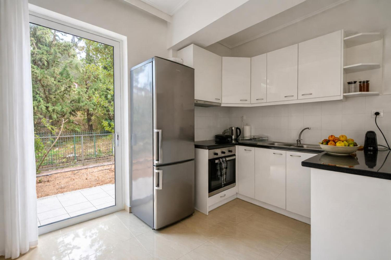 Others 4, Omorfokklisias by Verde Apartments, Attica