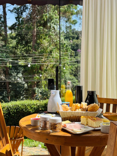 Food & Drinks 4, Chales Leopoldo em Monte Verde, Camanducaia